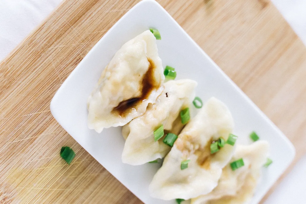 Chinese Dumplings Beyond Jiaozi: Wonton, Guo Tie, and Wrapped Comfort — article body image for TodayChinese