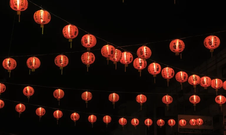 Spring Festival: Chinese New Year Traditions, History, and Modern Life — traditional Chinese festival guide