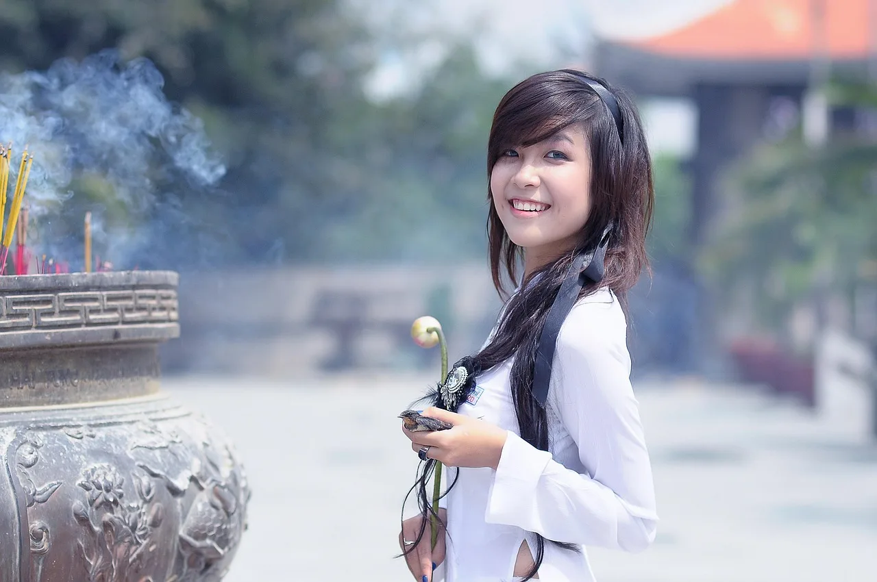 Zhongyuan Festival: China’s Ghost Festival and Its Traditions of Remembering the Dead customs and everyday celebrations in China
