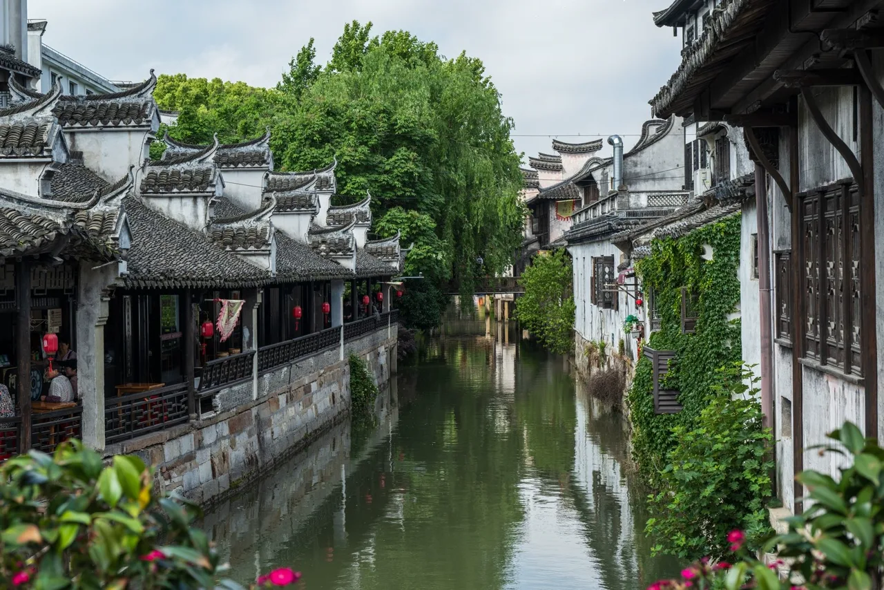 The Grand Canal: China’s Waterway of Markets, Memory, and Daily Life — article body image for TodayChinese