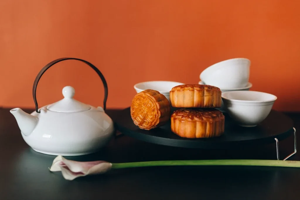 Mid-Autumn Mooncakes: Why a Small Pastry Carries Family, Gifts, and Memory — featured image for TodayChinese